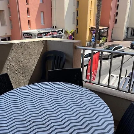 Apartment Superbe T2 Cabine Pour 5 Pers Au Centre Port D'agde Avec Parking Securise Et Terrasses - Fr-1-749-64 *